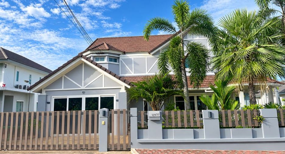 À louer et à vendre 5 chambres villa à Bang Lamung, Chonburi