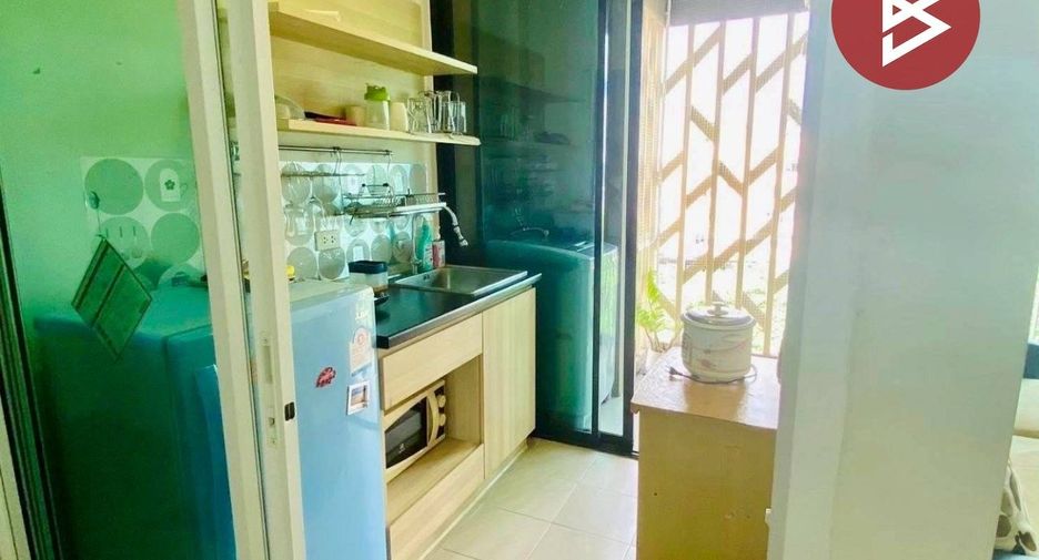 For sale 2 bedrooms condo in Huai Khwang, Bangkok