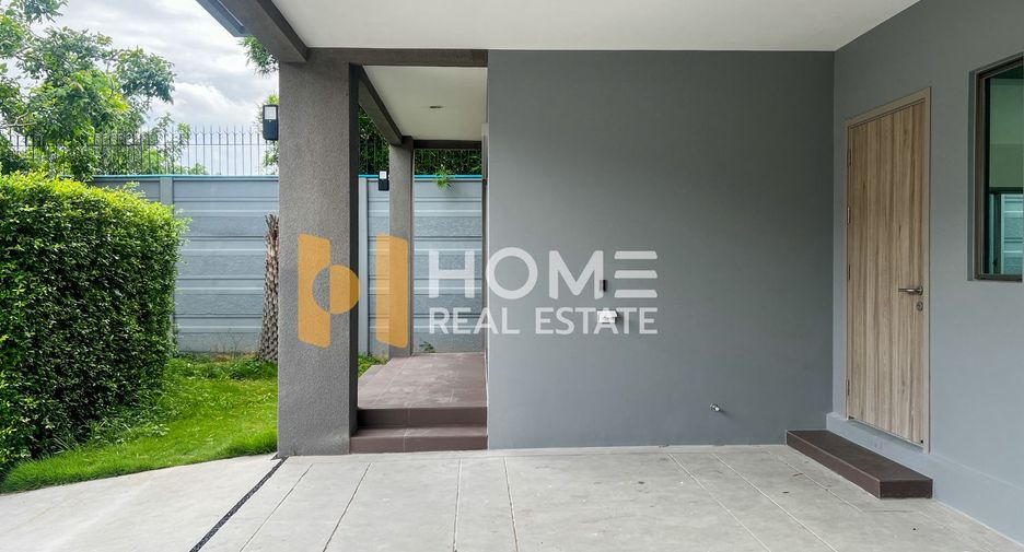 For sale 4 bedrooms house in Saphan Sung, Bangkok