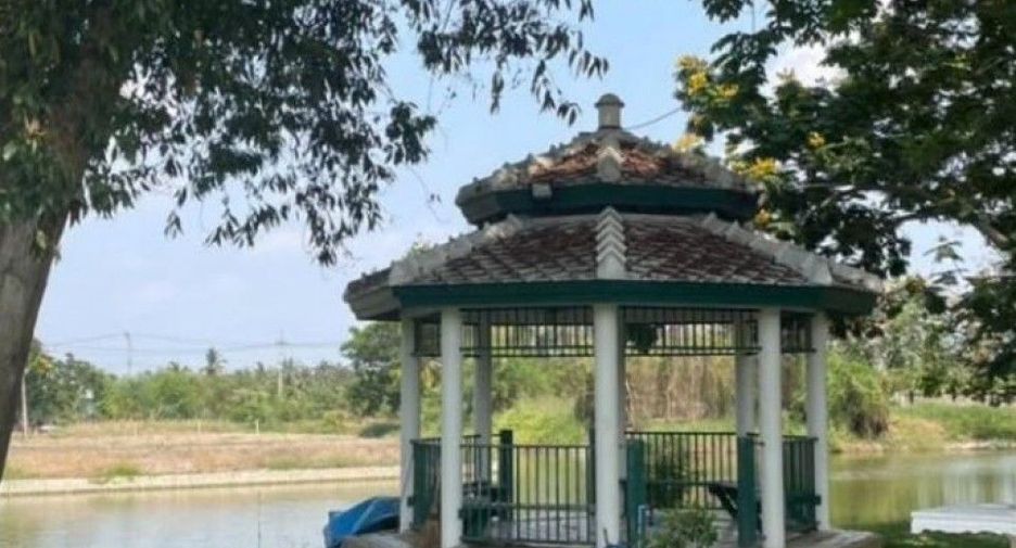 À vendre terrain à Nakhon Chai Si, Nakhon Pathom