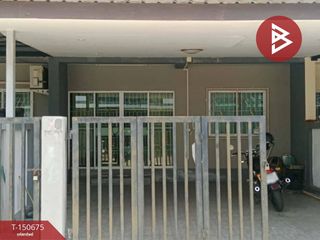 À vendre 3 chambres maison de ville à Nakhon Chai Si, Nakhon Pathom