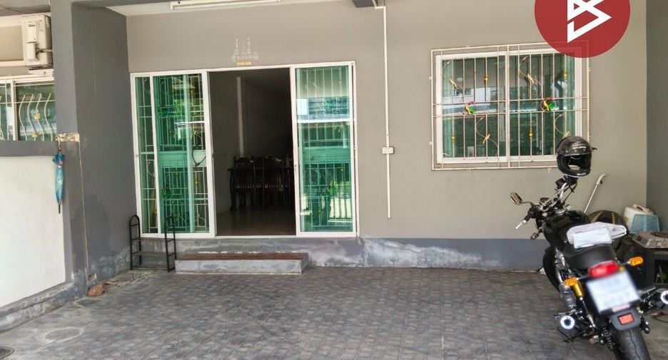 Продажа 3 спальни таунхаус в Nakhon Chai Si, Накхонпатхом
