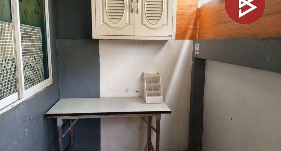 Продажа 3 спальни таунхаус в Nakhon Chai Si, Накхонпатхом