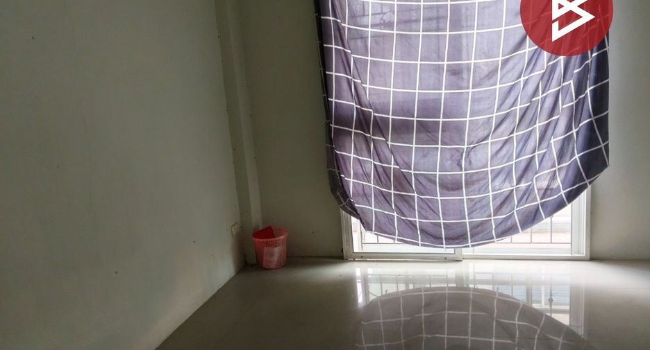 Продажа 3 спальни таунхаус в Nakhon Chai Si, Накхонпатхом