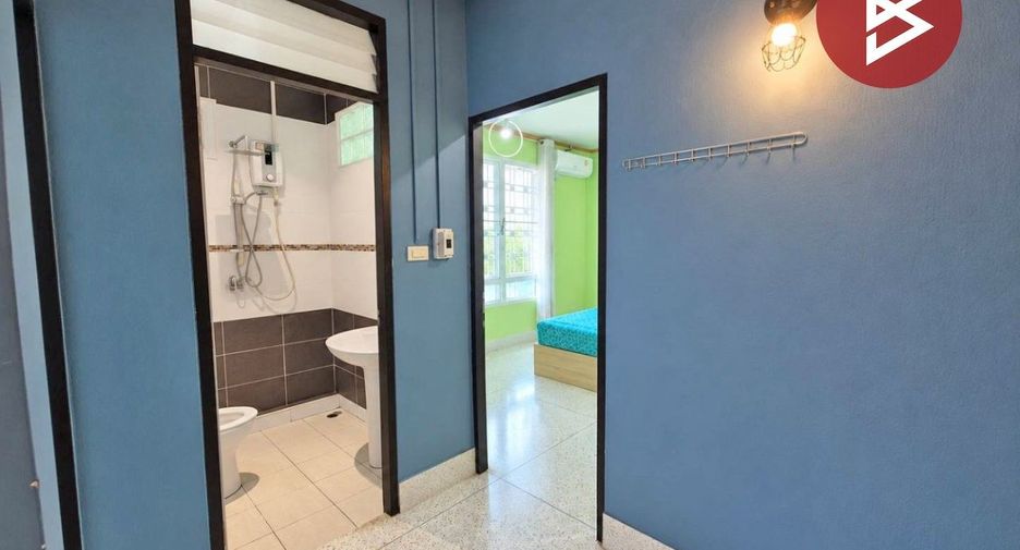 For sale 2 bedrooms townhouse in Bang Khae, Bangkok