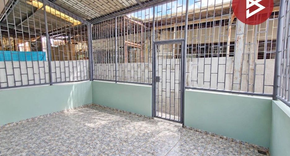 For sale 2 bedrooms townhouse in Bang Khae, Bangkok