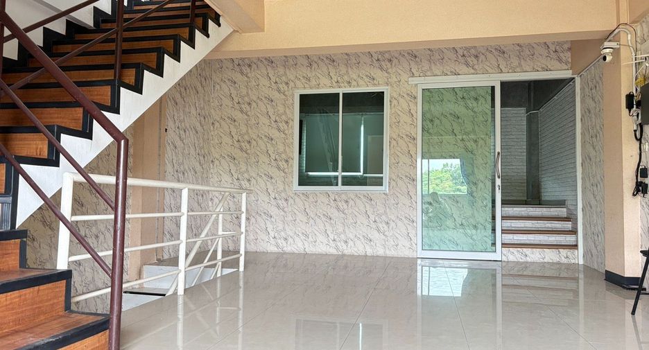 Local comercial en alquiler y en venta de 3 habitaciones en Bang Yai, Nonthaburi
