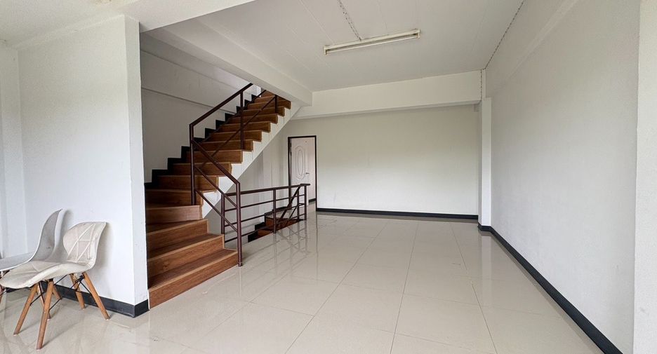 Local comercial en alquiler y en venta de 3 habitaciones en Bang Yai, Nonthaburi