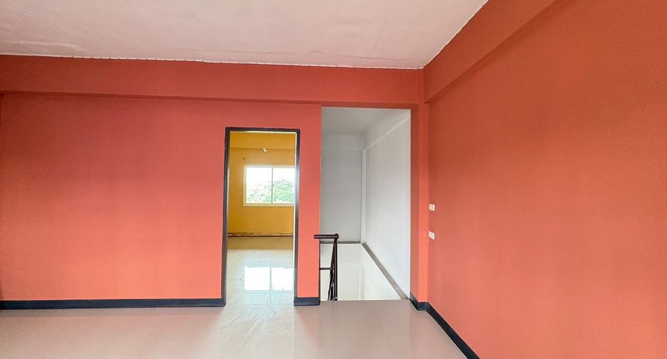 Local comercial en alquiler y en venta de 3 habitaciones en Bang Yai, Nonthaburi