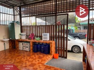 Reihenhaus zum Kauf mit 2 Zimmer in Krathum Baen, Samut Sakhon