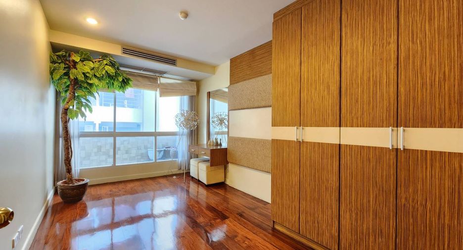 Condo en alquiler de 2 habitaciones en Pathum Wan, Bangkok