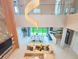 For sale 5 bedrooms villa in Bang Lamung, Chonburi