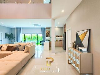 For sale 5 bedrooms villa in Bang Lamung, Chonburi