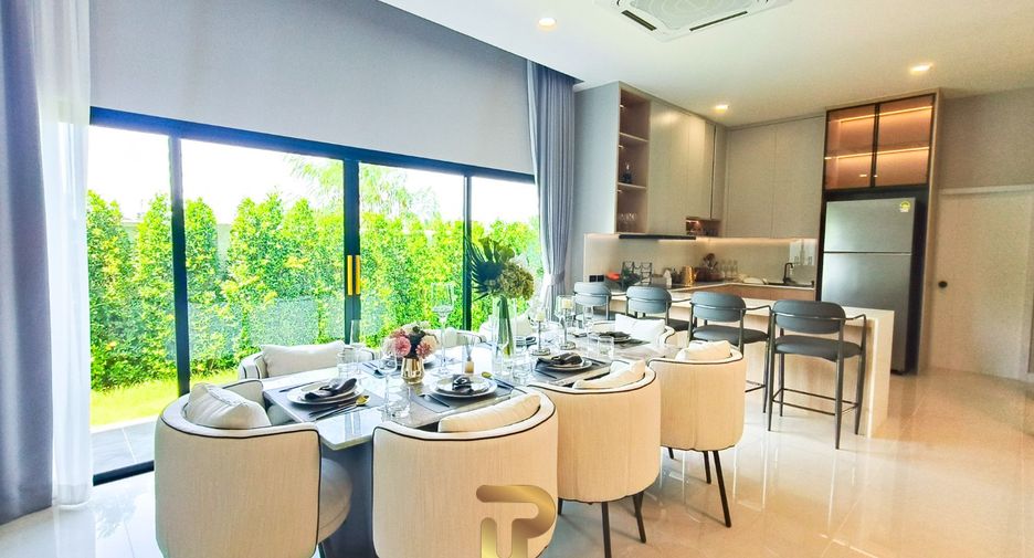 For sale 5 bedrooms villa in Huay Yai, Pattaya