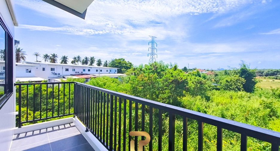 For sale 5 bedrooms villa in Huay Yai, Pattaya