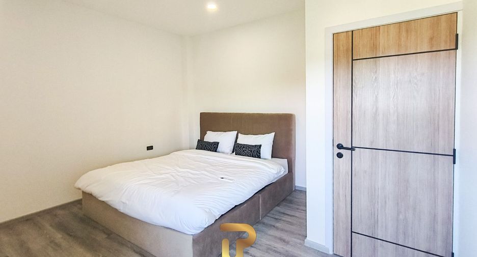 For sale 5 bedrooms villa in Huay Yai, Pattaya