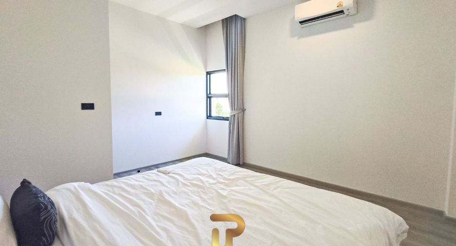 For sale 5 bedrooms villa in Huay Yai, Pattaya