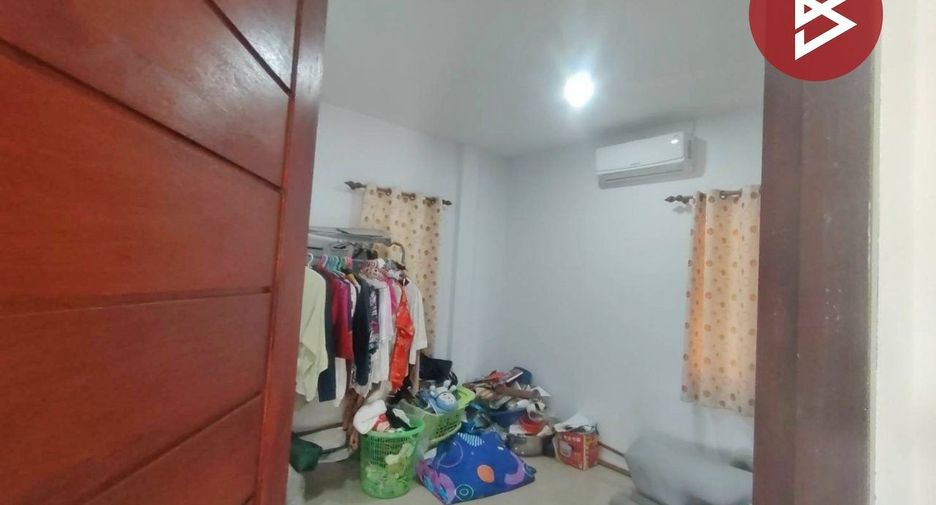 À vendre 2 chambres maison à Nakhon Chai Si, Nakhon Pathom