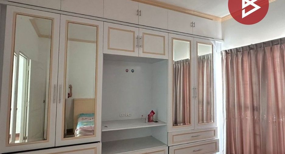 For sale 2 bedrooms townhouse in Bang Pakong, Chachoengsao