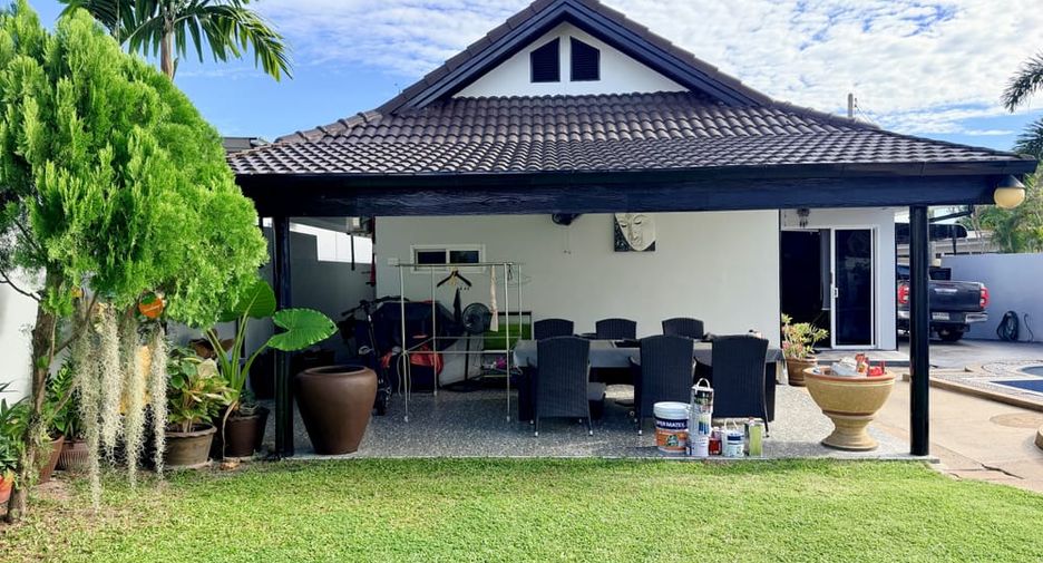 For rent 2 bedrooms villa in Bang Lamung, Chonburi