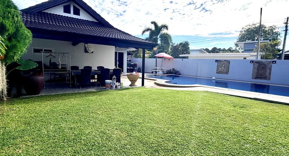 For rent 2 bedrooms villa in Bang Lamung, Chonburi