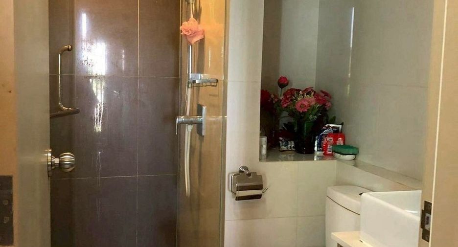 Condo en venta de 1 habitaciones en Phra Khanong, Bangkok
