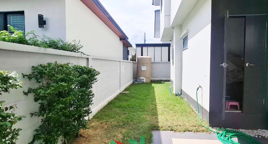 For sale 4 ベッドルーム house in Bang Yai, Nonthaburi