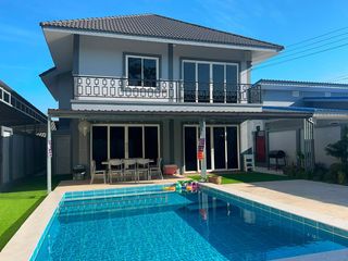 出租 4 卧室 别墅 在 Bang Lamung, Chon Buri