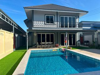 出租 4 卧室 别墅 在 Bang Lamung, Chon Buri