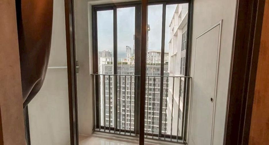 For sale 1 bed condo in Khlong Toei, Bangkok