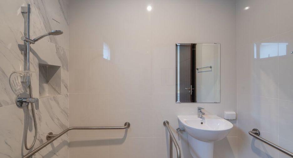 For rent and for sale 4 bedrooms house in Hang Dong, Chiang Mai
