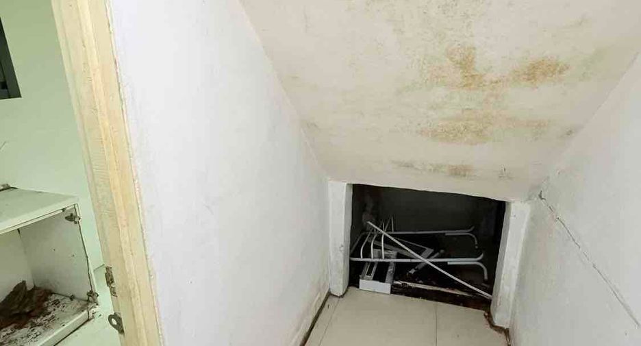 出售 3 卧室 独立屋 在 Mueang Udon Thani, Udon Thani