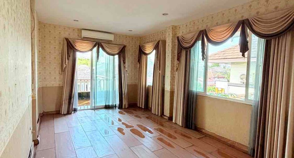出售 3 卧室 独立屋 在 Mueang Udon Thani, Udon Thani