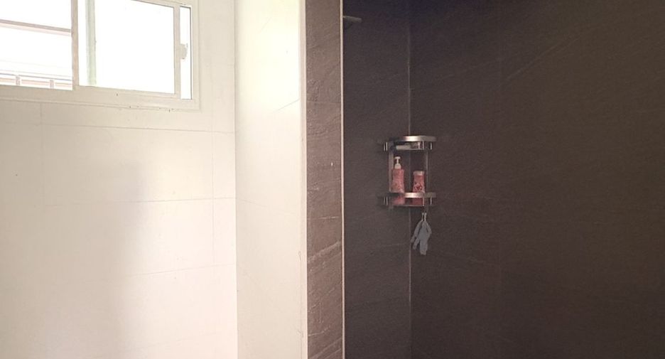 For sale 3 bedrooms house in Bang Phli, Samut Prakan
