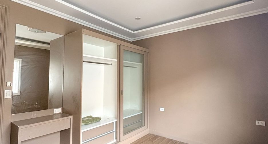 For sale 3 bedrooms house in Bang Phli, Samut Prakan