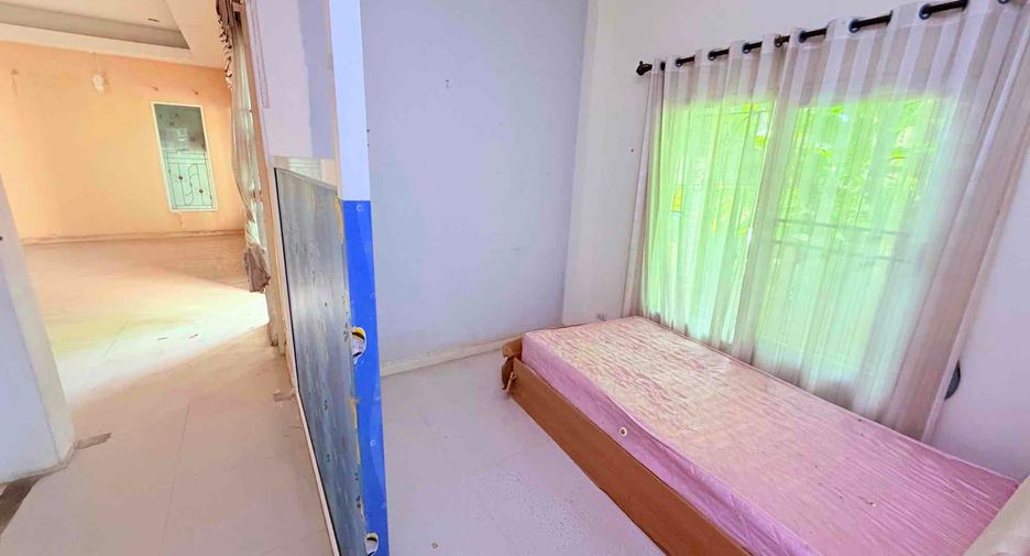 出售 2 卧室 独立屋 在 Mueang Udon Thani, Udon Thani