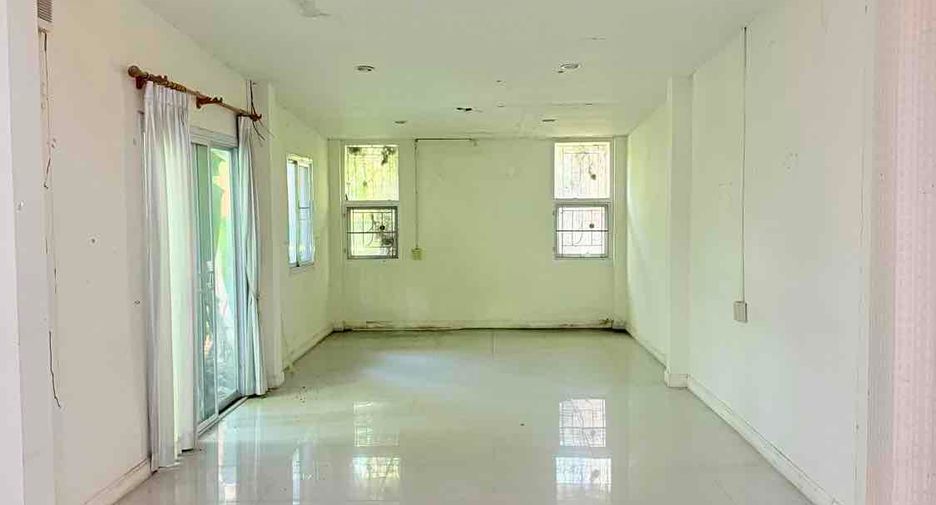 出售 2 卧室 独立屋 在 Mueang Udon Thani, Udon Thani