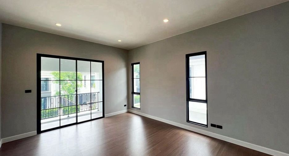 Casa en venta de 4 habitaciones en Bang Kruai, Nonthaburi
