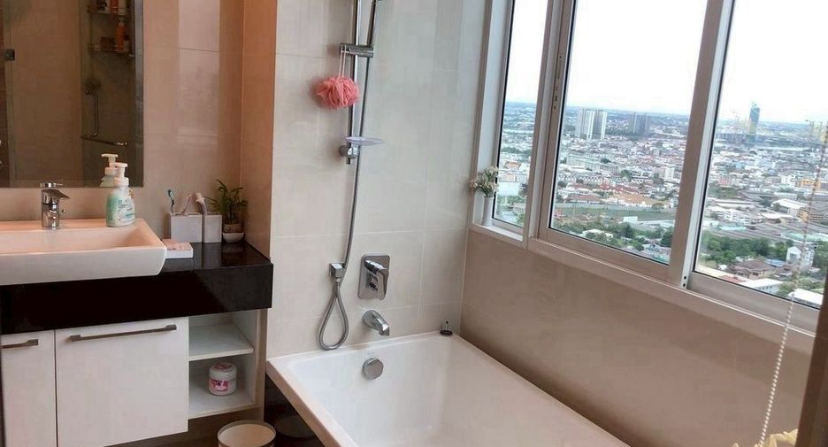 Wohnung zum Kauf mit 2 Zimmer in Yan Nawa, Bangkok