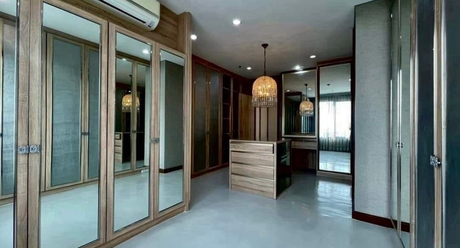 ขาย 3 ห้องนอน คอนโด ใน วัฒนา, กรุงเทพฯ