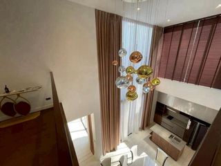 Casa en alquiler de 4 habitaciones en Bang Kapi, Bangkok