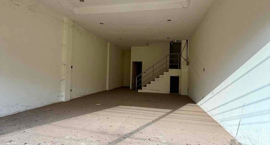 出售 2 卧室 独立屋 在 Mueang Udon Thani, Udon Thani