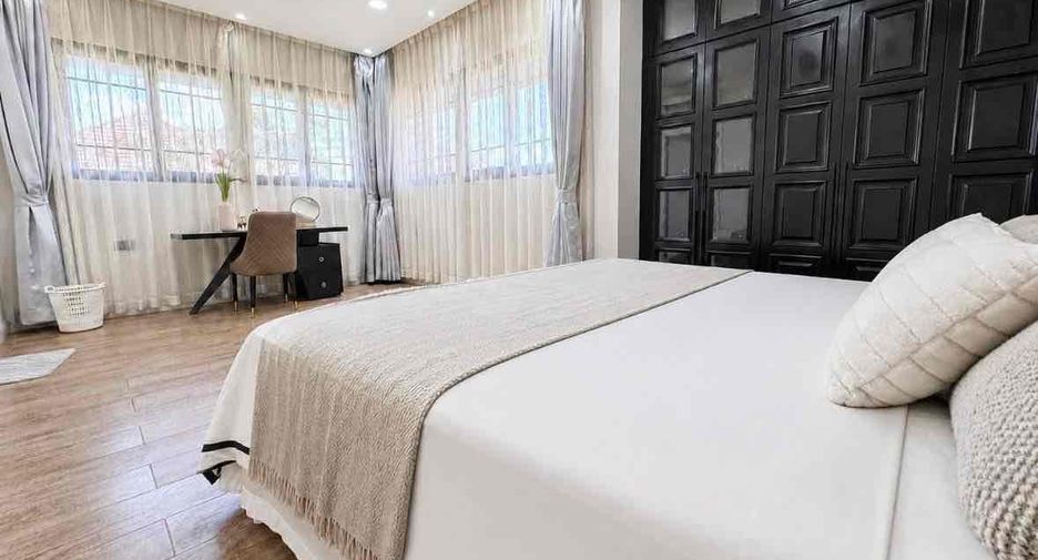 Продажа 5 спальни вилла в Банг Ламунг, Чонбури