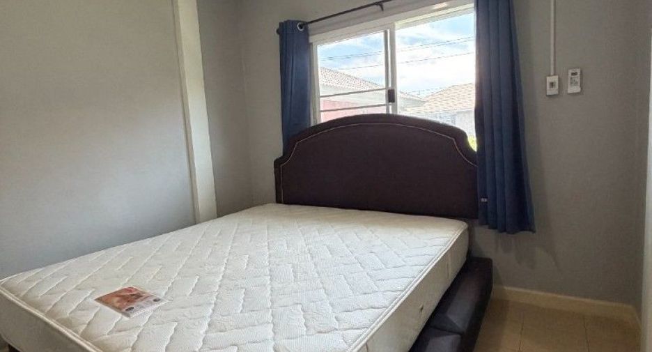 出售 6 卧室 联排别墅 在 Lam Luk Ka, Pathum Thani