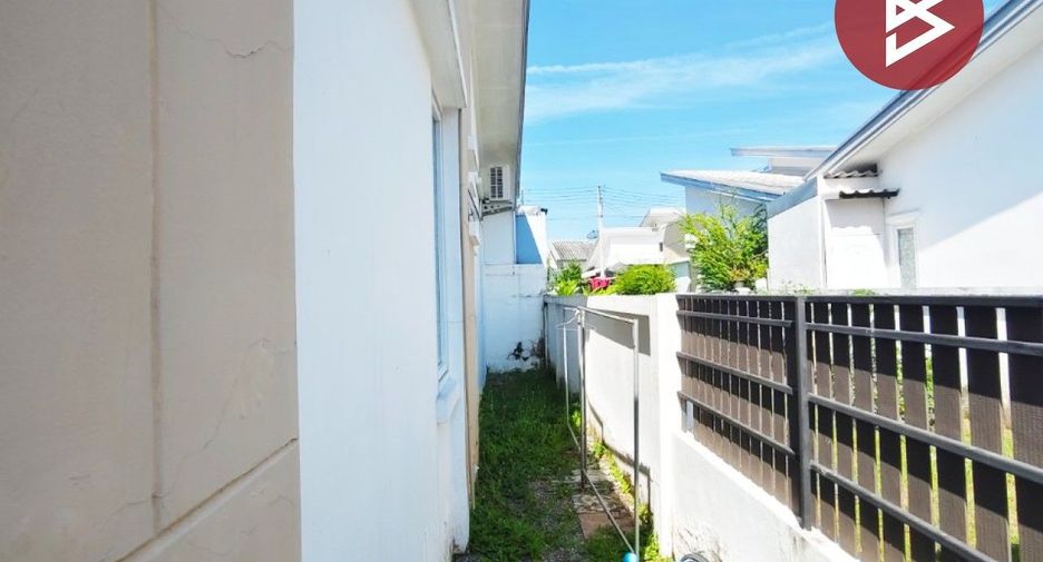 Reihenhaus zum Kauf mit 2 Zimmer in Krathum Baen, Samut Sakhon