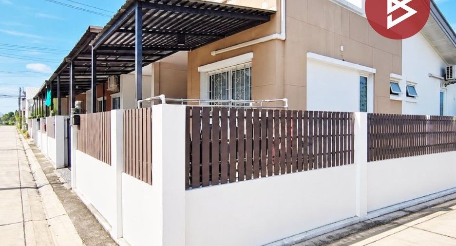 Reihenhaus zum Kauf mit 2 Zimmer in Krathum Baen, Samut Sakhon