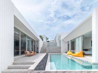 À louer 8 chambres villa à Na Jomtien, Pattaya