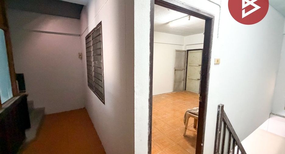 出售 3 卧室 商业空间 在 Mueang Lop Buri, Lop Buri