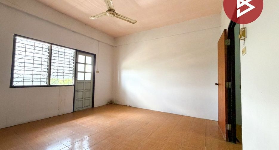 出售 3 卧室 商业空间 在 Mueang Lop Buri, Lop Buri