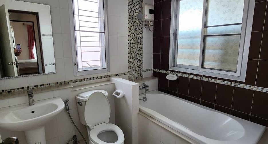 Casa en alquiler de 3 habitaciones en San Sai, Chiang Mai